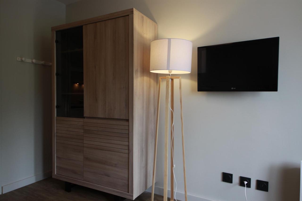 Archipel Accueil International - Studio Bois Des Coqs Saint-Chaffrey Exteriör bild